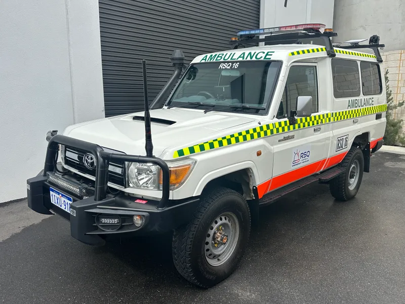 Toyota LandCruiser 78 Series TroopCarrier Ambulance